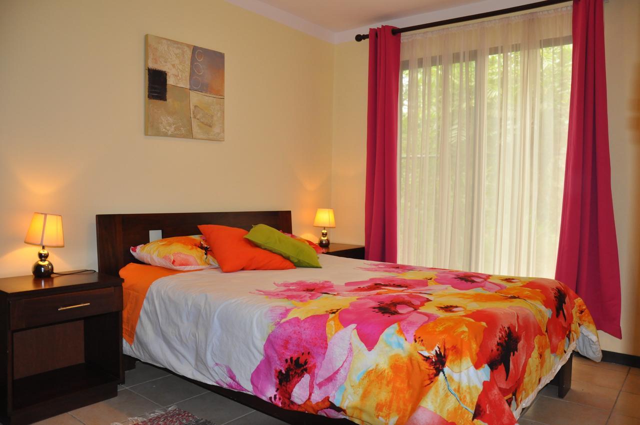Villa Riviera 2 Bedroom Townhouse Playas del Coco Pokoj fotografie